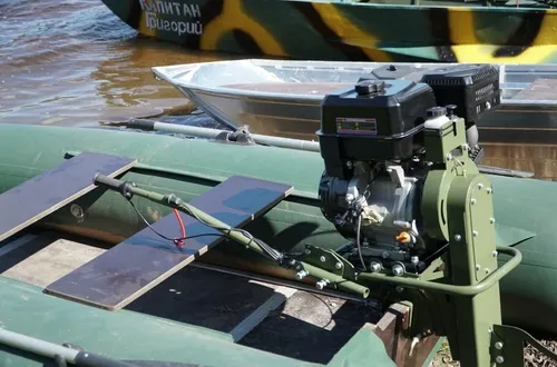 Мотор болотоход Бурлак-М2 18,5 лс